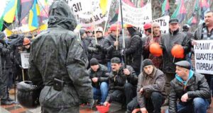 Шахтарі пікетують Верховну Раду та Кабмін (ФОТО, ВІДЕО) – оновлюється Шахтарі пікетують Верховну Раду та Кабмін (ФОТО