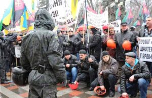 Шахтарі пікетують Верховну Раду та Кабмін (ФОТО, ВІДЕО) – оновлюється Шахтарі пікетують Верховну Раду та Кабмін (ФОТО