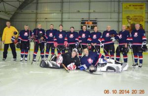 Костянтин Зінкевич: “І в хокеї, і в політичній грі маю найкращу команду” Костянтин Зінкевич: "І в хокеї