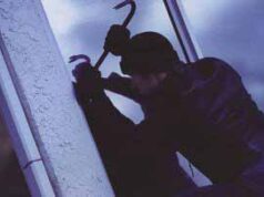 Домушник виніс з квартири 30 тисяч гривень! Домушник виніс з квартири 30 тисяч гривень!