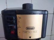Продам кофемашину хорошої Італійської фірми Delonghi.