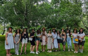 Біля міського озера у Нововолинську провели етнографічний захід Біля-міського-озера-у-Нововолинську-провели-етнографічний-захід