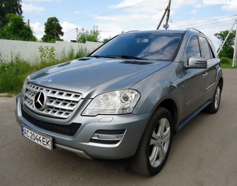 Mercedes-Benz M-Class 2011