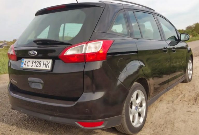 Продам Ford C-Max 2010