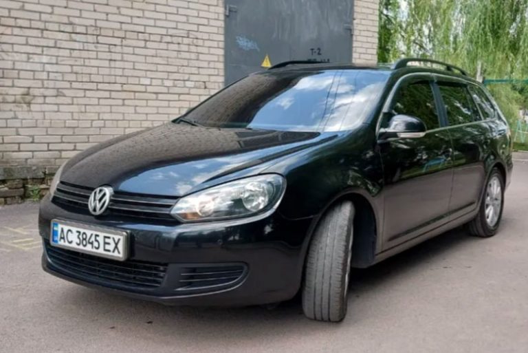 Продам Volkswagen Golf 2013