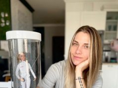 Фехтувальниця Ольга Харлан оголосила торги на ексклюзивну ляльку Barbie
