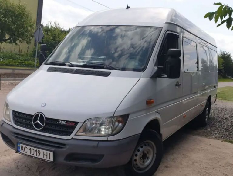 Mercedes-Benz Sprinter 2003