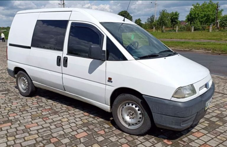 Fiat Scudo 1.9 TD. Гарний стан Без корозії