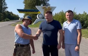 Голова ОТГ Б.Карпус та волонтер Є.Недищук вирушили до наших Захисників на південь