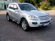 Продам Mercedes-Benz ML-350.