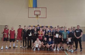 Нововолинські «Кажани» перемогли на благодійному турнірі з баскетболу Нововолинські-«Кажани»-перемогли-на-благодійному-турнірі-з-баскетболу