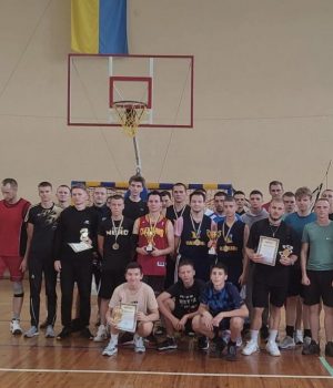 Нововолинські-«Кажани»-перемогли-на-благодійному-турнірі-з-баскетболу