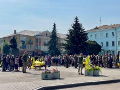 У Нововолинську попрощалися із полеглими Захисниками Володимиром Гасюком та Олександром Пущало У-Нововолинську-попрощалися-із-полеглими-Захисниками-Володимиром-Гасюком-та-Олександром-Пущало