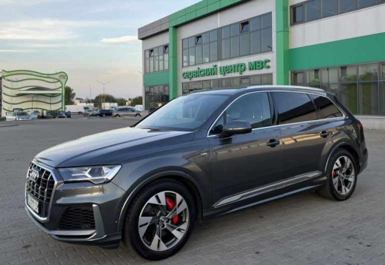 Продається Audi Q7 2019