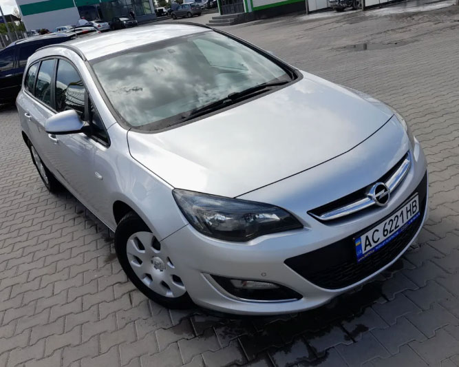 Продам Opel Astra 2013