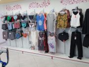 Меблі для магазину