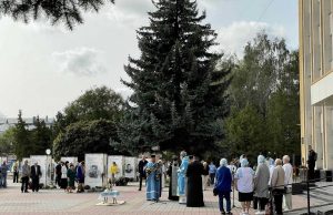 У День Захисників та Захисниць України вшановуємо полеглих за нашу державу земляків: фоторепортаж У-День-Захисників-та-Захисниць-України-вшановуємо-полеглих-за-нашу-державу-земляків:-фоторепортаж