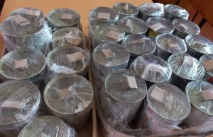 У Благодатному виготовляють окопні свічки У-Благодатному-виготовляють-окопні-свічки