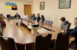 Відбулося засідання конкурсної Комісії з відбору позичальників коштів Револьверного фонду Міст Асоціації “Енергоефективні міста України” Відбулося-засідання-конкурсної-Комісії-з-відбору-позичальників-коштів-Револьверного-фонду-Міст-Асоціації-“Енергоефективні-міста-України”