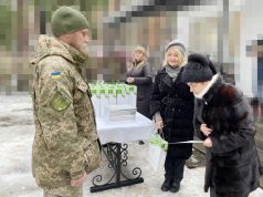 Нововолинці привітали Захисників з Днем сухопутних військ Нововолинці-привітали-Захисників-з-Днем-сухопутних-військ