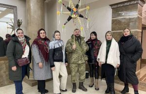 У Нововолинську колядували на потреби українського війська У-Нововолинську-колядували-на-потреби-українського-війська
