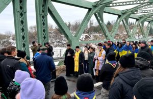 В Устилузі зустріли Вифлеємський вогонь миру