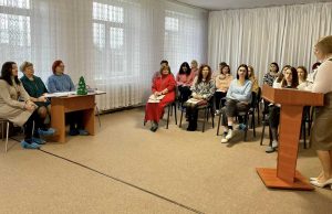 “Метод масажу в корекції мовленнєвих порушень у дітей”: вчителі-логопеди Новововлинської громади взяли участь у семінарі-практикумі “Метод-масажу-в-корекції-мовленнєвих-порушень-у-дітей”:-вчителі-логопеди-Новововлинської-громади-взяли-участь-у-семінарі-практикумі