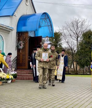 Нововолинська-громада-попрощалася-з-Героєм-Дмитром-Світящуком