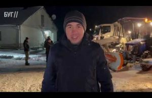 На ніч у Володимирі комунальники знову заступили до очищення вулиць від снігу (ВІДЕО) На ніч у Володимирі комунальники знову заступили до очищення вулиць від снігу (ВІДЕО)
