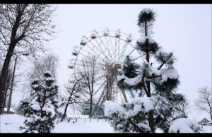 Вперше за десятки років у Нововолинську відновили роботу «Містечка атракціонів» взимку (ВІДЕО) Вперше за десятки років у Нововолинську відновили роботу «Містечка атракціонів» взимку (ВІДЕО)