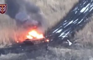 Воїни 77 окремої аеромобільної бригади знищили російську БМП. ВIДЕО Воїни-77-окремої-аеромобільної-бригади-знищили-російську-БМП.-ВiДЕО