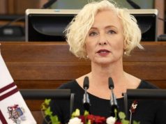 Спікерка парламенту Латвії Мієріня прибула з візитом в Україну. ВIДЕО Спікерка-парламенту-Латвії-Мієріня-прибула-з-візитом-в-Україну.-ВiДЕО