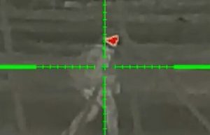 Снайпер “мінусує” двох окупантів поблизу Бахмуту. ВIДЕО Снайпер-“мінусує”-двох-окупантів-поблизу-Бахмуту.-ВiДЕО