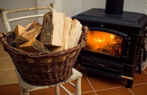 Грошова допомога на придбання дров: хто може отримати та які документи необхідно подати Грошова-допомога-на-придбання-дров:-хто-може-отримати-та-які-документи-необхідно-подати