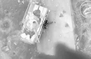 Бойова робота операторів дронів 503-го батальйону морпіхів у Кринках. ВIДЕО Бойова-робота-операторів-дронів-503-го-батальйону-морпіхів-у-Кринках.-ВiДЕО