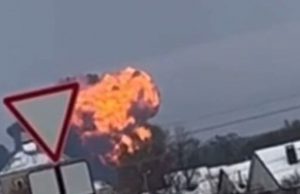 Літак Іл-76 армії РФ падає у Бєлгородській області. ВIДЕО Літак-Іл-76-армії-РФ-падає-у-Бєлгородській-області.-ВiДЕО