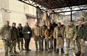 Кличко на Донбасі передав по 100 FPV-дронів двом підрозділам Кличко-на-Донбасі-передав-по-100-fpv-дронів-двом-підрозділам