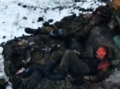 Окупант помирає на броні БМП-2 після атаки українського дрона-камікадзе. ВIДЕО 18+ Окупант-помирає-на-броні-БМП-2-після-атаки-українського-дрона-камікадзе.-ВiДЕО-18+