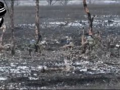 Восьмеро українських воїнів зачищають ворожу позицію поблизу Бахмуту. ВIДЕО безпілотника Восьмеро-українських-воїнів-зачищають-ворожу-позицію-поблизу-Бахмуту.-ВiДЕО-безпілотника