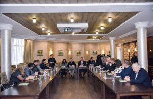 Міський голова взяв участь у круглому столі голів вугільних громад Волині та Львівщини Міський-голова-взяв-участь-у-круглому-столі-голів-вугільних-громад-Волині-та-Львівщини