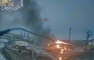 Бійці 46 ОАеМБр FPV-дронами знищили два російські танки біля Мар’їнки. ВIДЕО Бійці-46-ОАеМБр-fpv-дронами-знищили-два-російські-танки-біля-Мар’їнки.-ВiДЕО