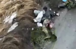 Дрон-камікадзе поцілив окупанту у зад. ВIДЕО Дрон-камікадзе-поцілив-окупанту-у-зад.-ВiДЕО