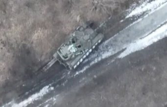 Бійці 63-ї ОМБр знищили новітній російський танк Т-90. ВIДЕО Бійці-63-ї-ОМБр-знищили-новітній-російський-танк-Т-90.-ВiДЕО