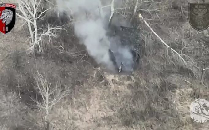Бійці 63 ОМБр ударним дроном знищили міномет окупантів. ВIДЕО Бійці-63-ОМБр-ударним-дроном-знищили-міномет-окупантів.-ВiДЕО