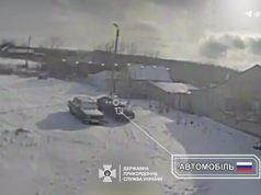 Прикордонники знищили ворожий бліндаж та автомобіль загарбників FPV-дронами. ВIДЕО Прикордонники-знищили-ворожий-бліндаж-та-автомобіль-загарбників-fpv-дронами.-ВiДЕО
