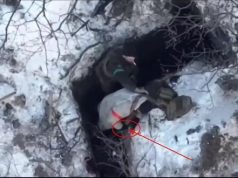 Окупант, здаючись у полон, намагається кинути гранату в українських воїнів. ВIДЕО безпілотника Окупант,-здаючись-у-полон,-намагається-кинути-гранату-в-українських-воїнів.-ВiДЕО-безпілотника