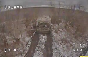 Бійці ударного підрозділу “Булава” знищили FPV-дроном “Дикі Шершні” танк окупантів. ВIДЕО Бійці-ударного-підрозділу-“Булава”-знищили-fpv-дроном-“Дикі-Шершні”-танк-окупантів.-ВiДЕО