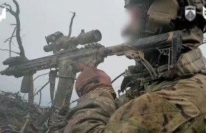 Бійці ССО штурмують ворожу позицію: “Там четыре п#дара. Ждем взрыва и сразу начинаем”. ВIДЕО Бійці-ССО-штурмують-ворожу-позицію:-“Там-четыре-п#дара-Ждем-взрыва-и-сразу-начинаем”.-ВiДЕО