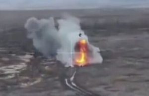 Ворожа БМП вибухає після наїзду на протитанкову міну. ВIДЕО безпілотника Ворожа-БМП-вибухає-після-наїзду-на-протитанкову-міну.-ВiДЕО-безпілотника