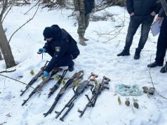 Схрон зі зброєю та боєприпасами знайшли на Чернігівщині. ВІДЕО+ФОТОрепортаж Схрон-зі-зброєю-та-боєприпасами-знайшли-на-Чернігівщині.-ВІДЕО+ФОТОрепортаж